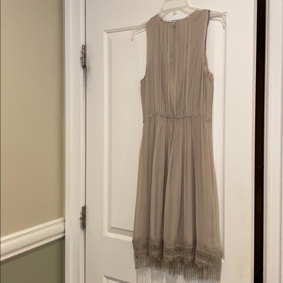 Elie Tahari taupe party dress with beaded fringe - Picture 4 of 4